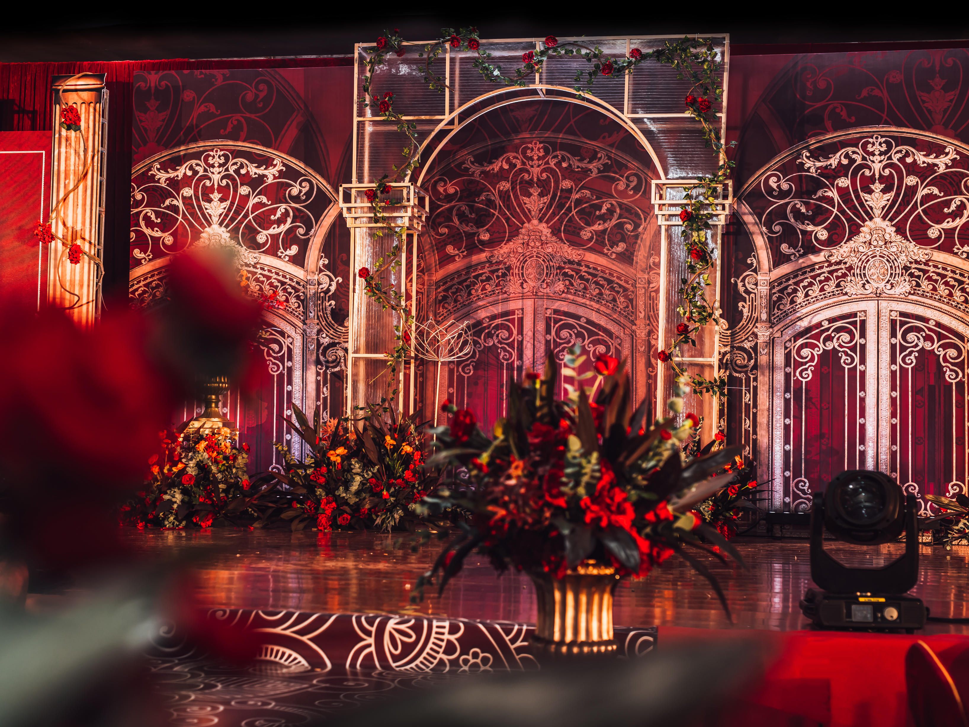 77婚礼/激情四溢的红金婚礼