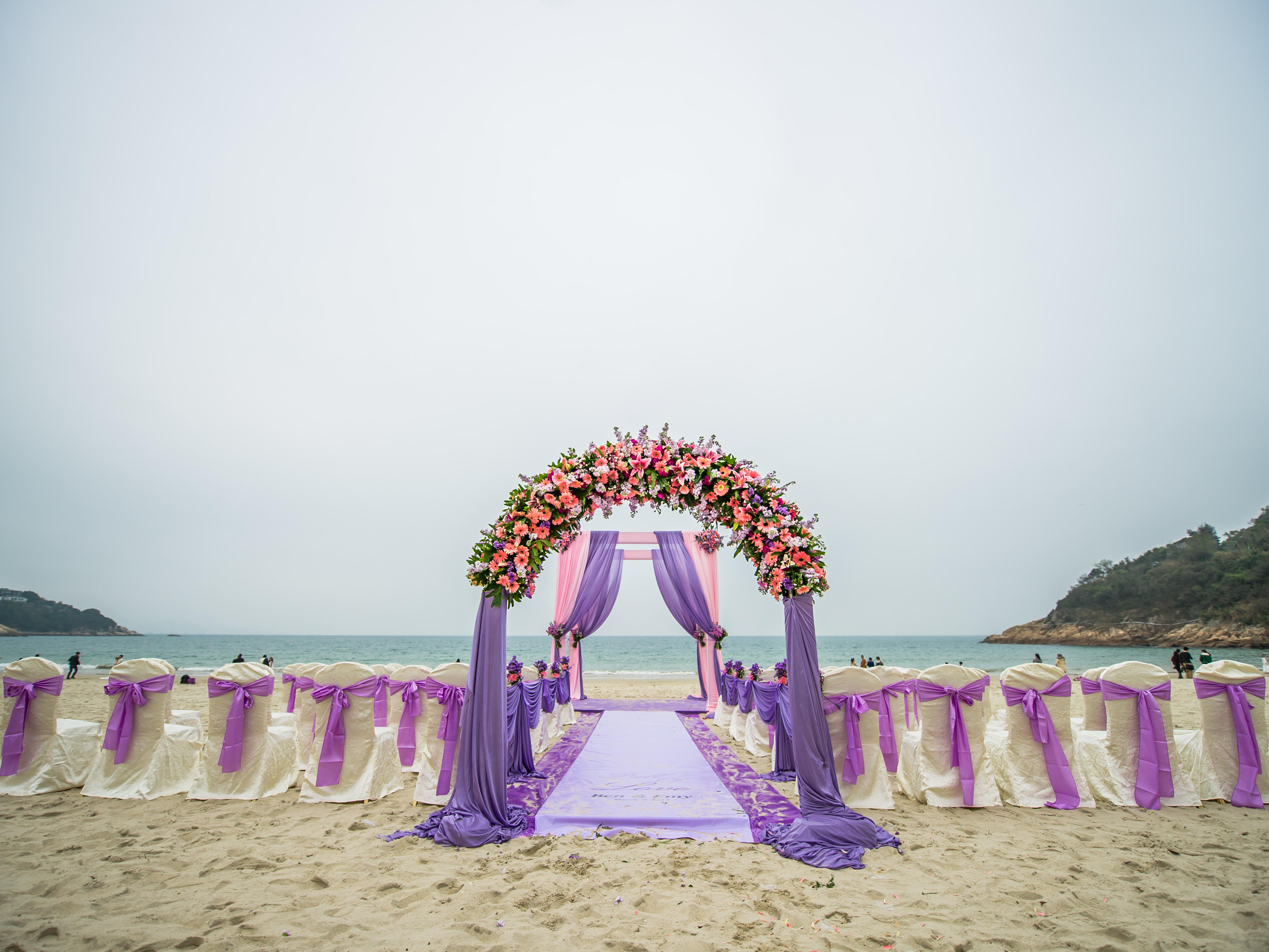又庭雍悅榮灣紫色唯美海邊婚禮：承載愛情