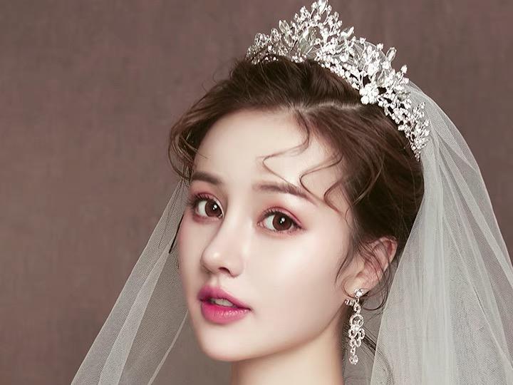 【火爆高级专属定制】资深档全天跟妆＋进口头饰睫毛