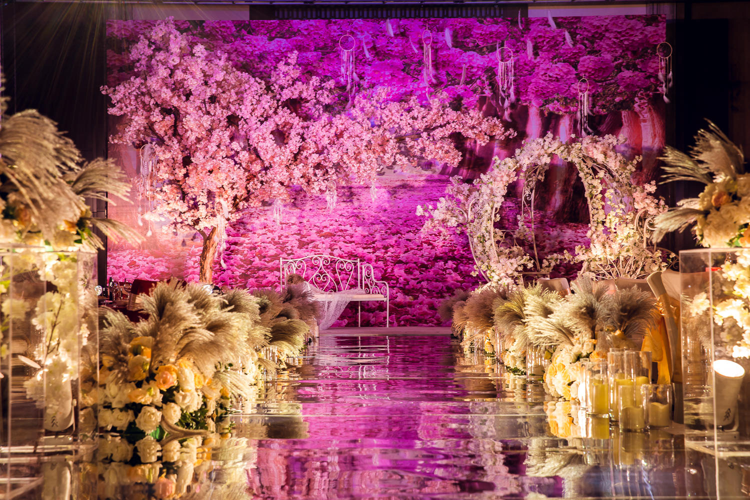 【彩虹堂】丽都皇冠 樱花之恋主题婚礼