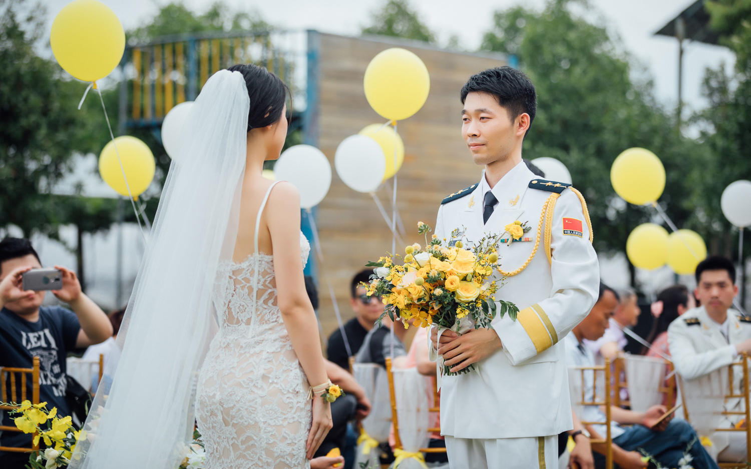 海军婚礼P&L-户外黄绿色婚礼