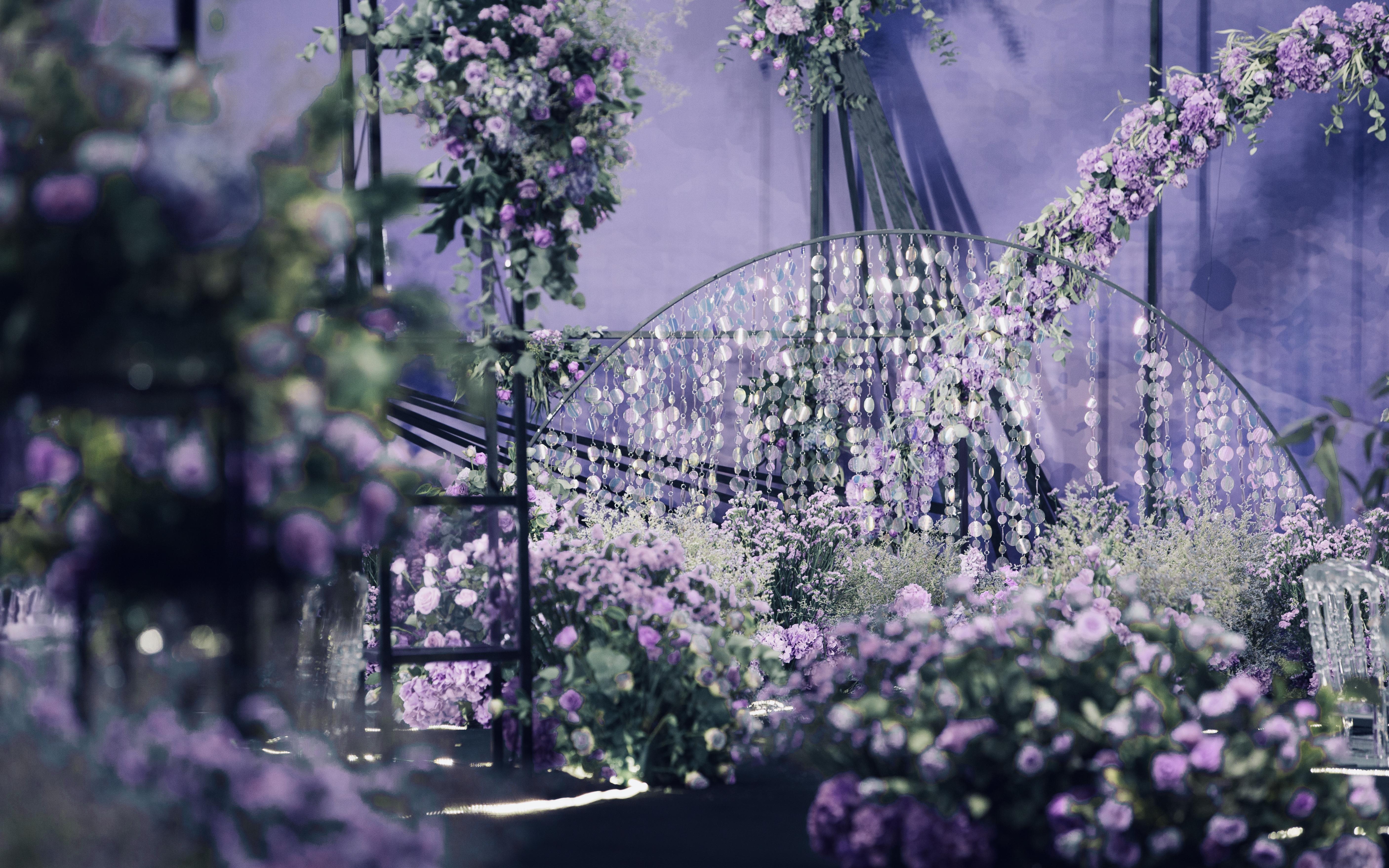 春日婚礼|黑紫色静谧花园风婚礼—花园日出