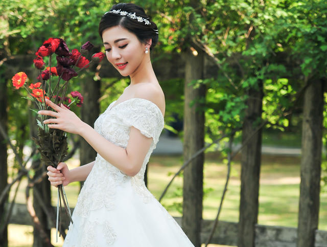 【绣阁嫁衣】欧式金色优雅大气长托 森系婚礼必选款