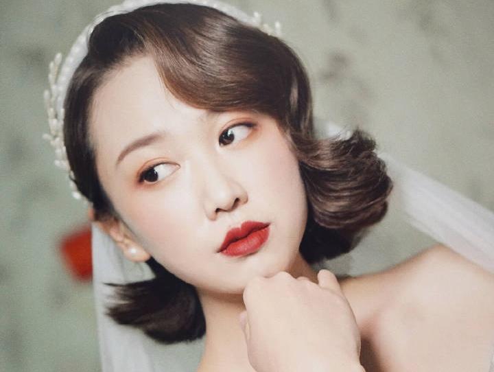 【限时特惠】总监级化妆师跟妆3造型唯美简约妆容