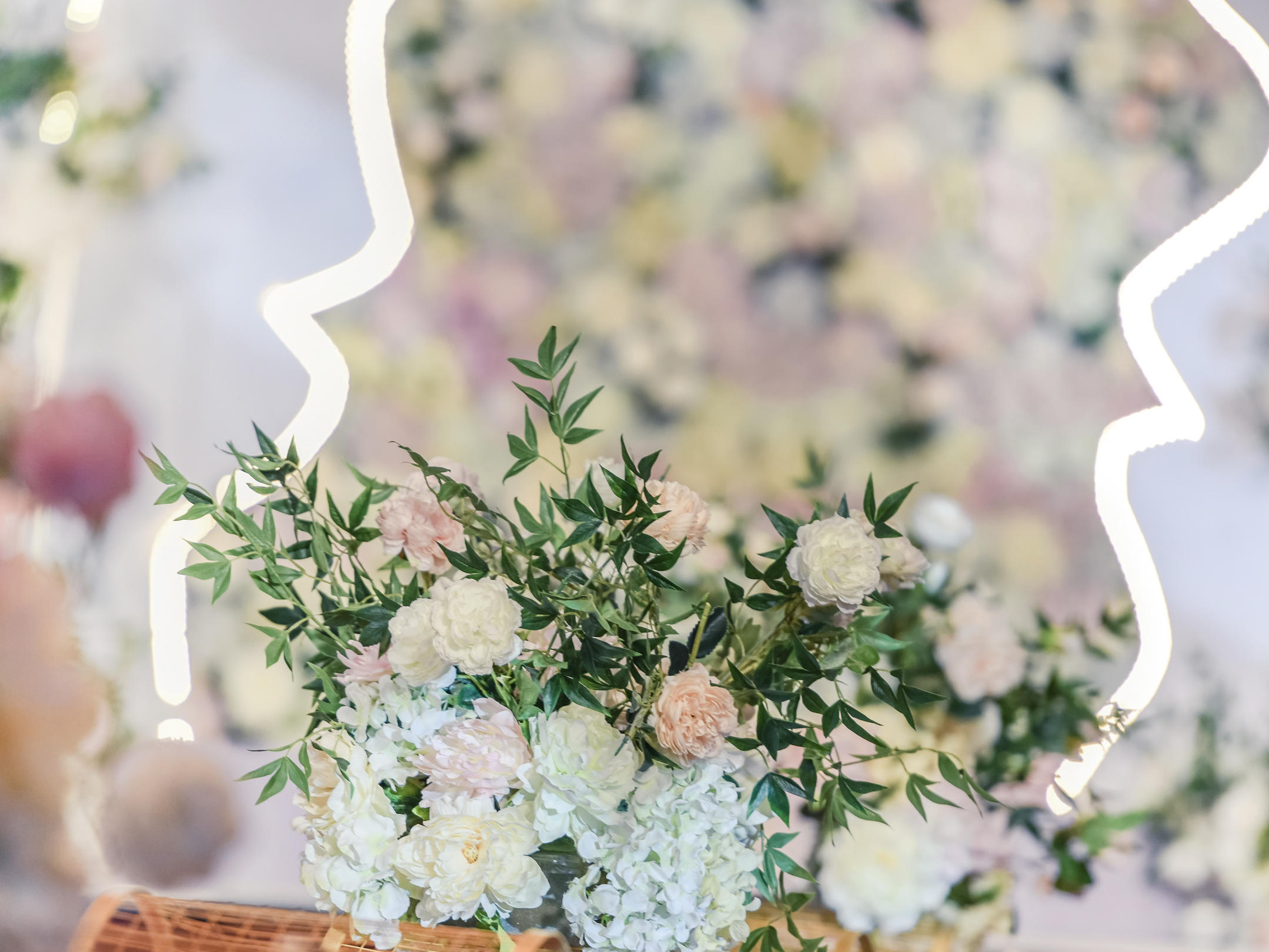 【纪念日婚礼】只为在人群之中多看你一眼