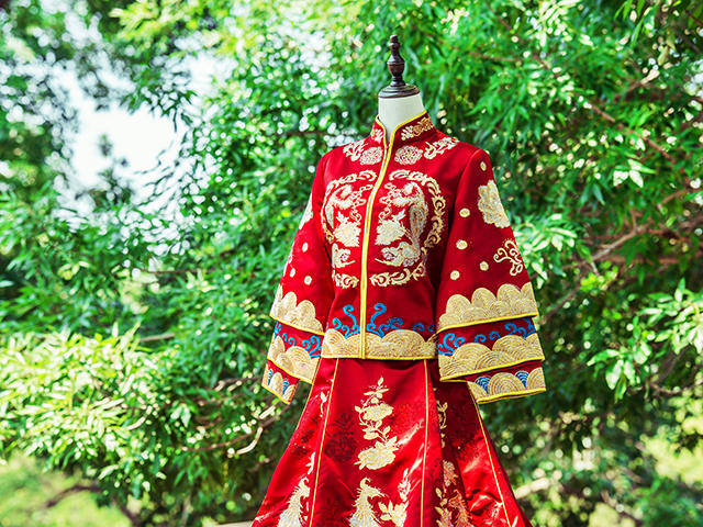   中式新娘，一生之谁：