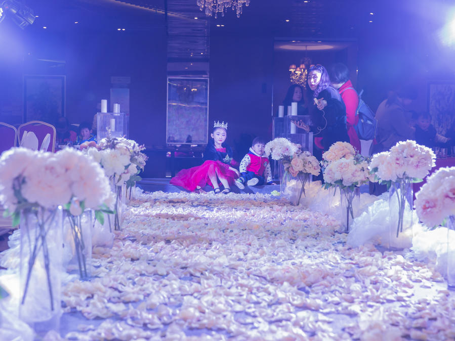 小预算送四大 简约温馨等你来 彰显婚礼文艺范儿