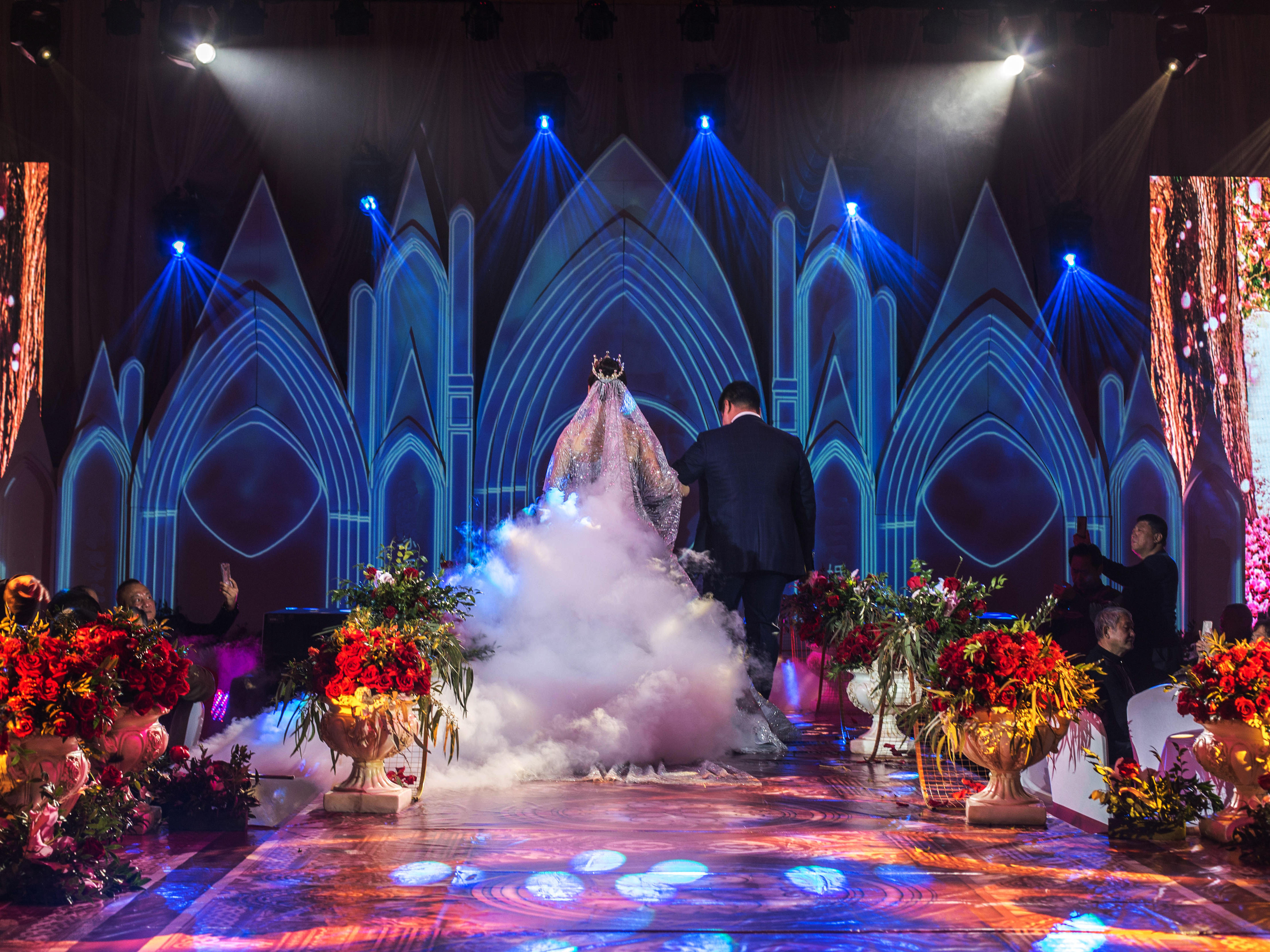 安徽饭店【骑士之誉】红金中土世纪婚礼