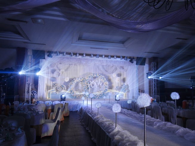 温馨浪漫婚礼灯光设计效果满分（包含首席四大金刚）