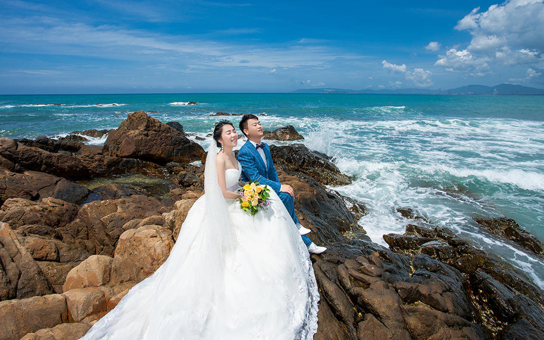【报销1000元机票】送住宿、接机、夜景、水晶船