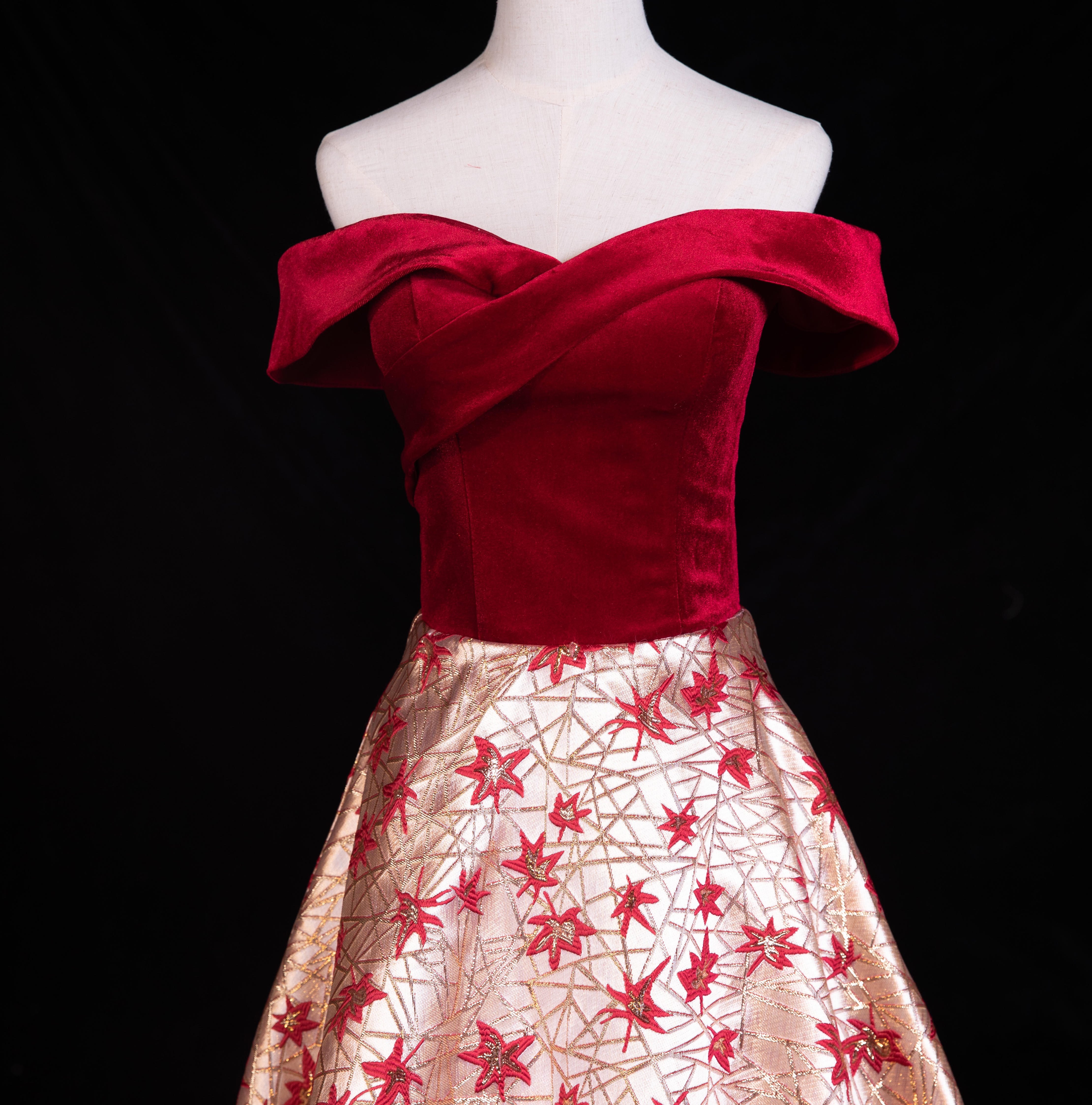 《周年庆》敬酒服【1+1手工婚纱】