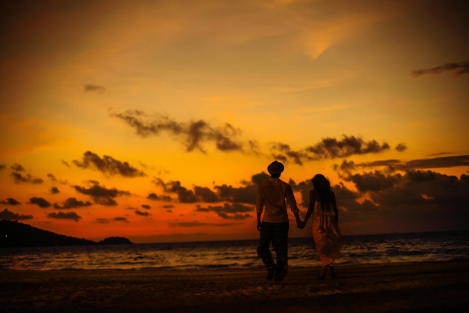 青岛艺美婚纱摄影 普吉岛旅拍《夕阳吉普》