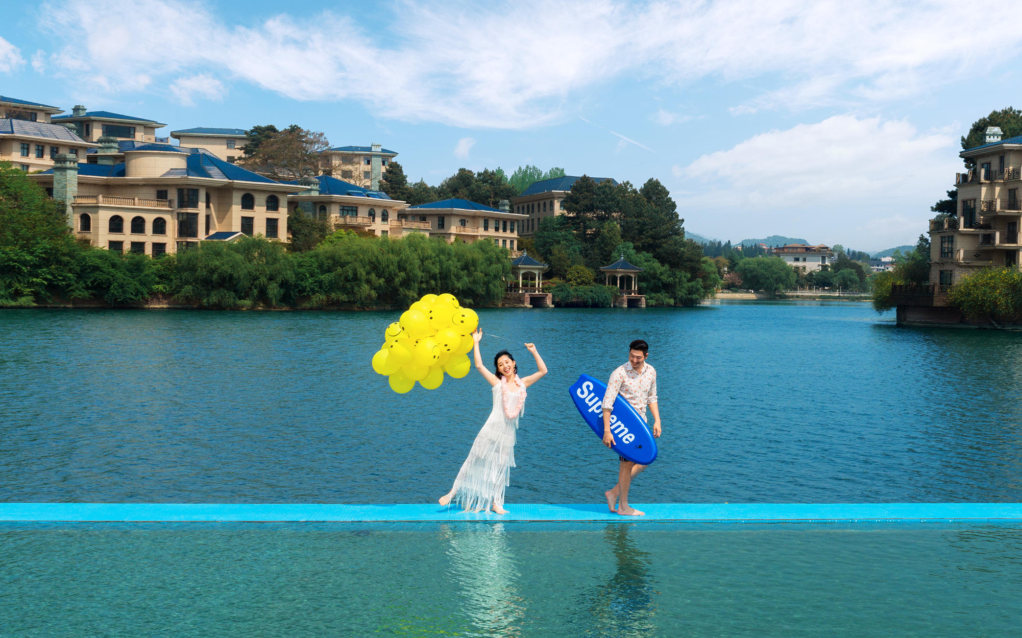 【贵阳拍摄】8服8造底片全送＋婚房布置礼包