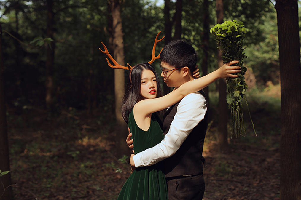 ELLE|婚纱照定制A套餐（纯拍摄）