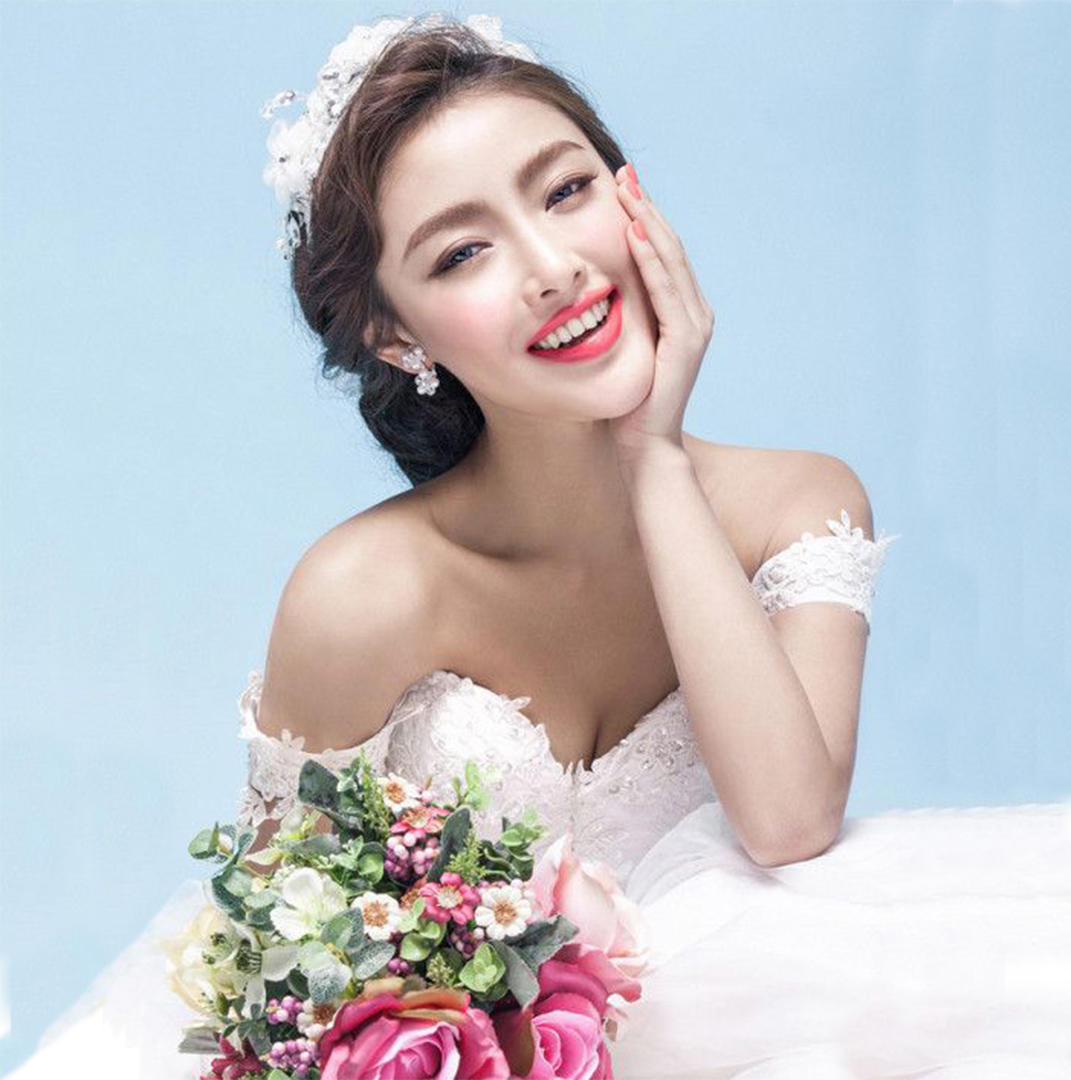 【本季热推】浪漫婚纱礼服7件套 送婚礼跟妆