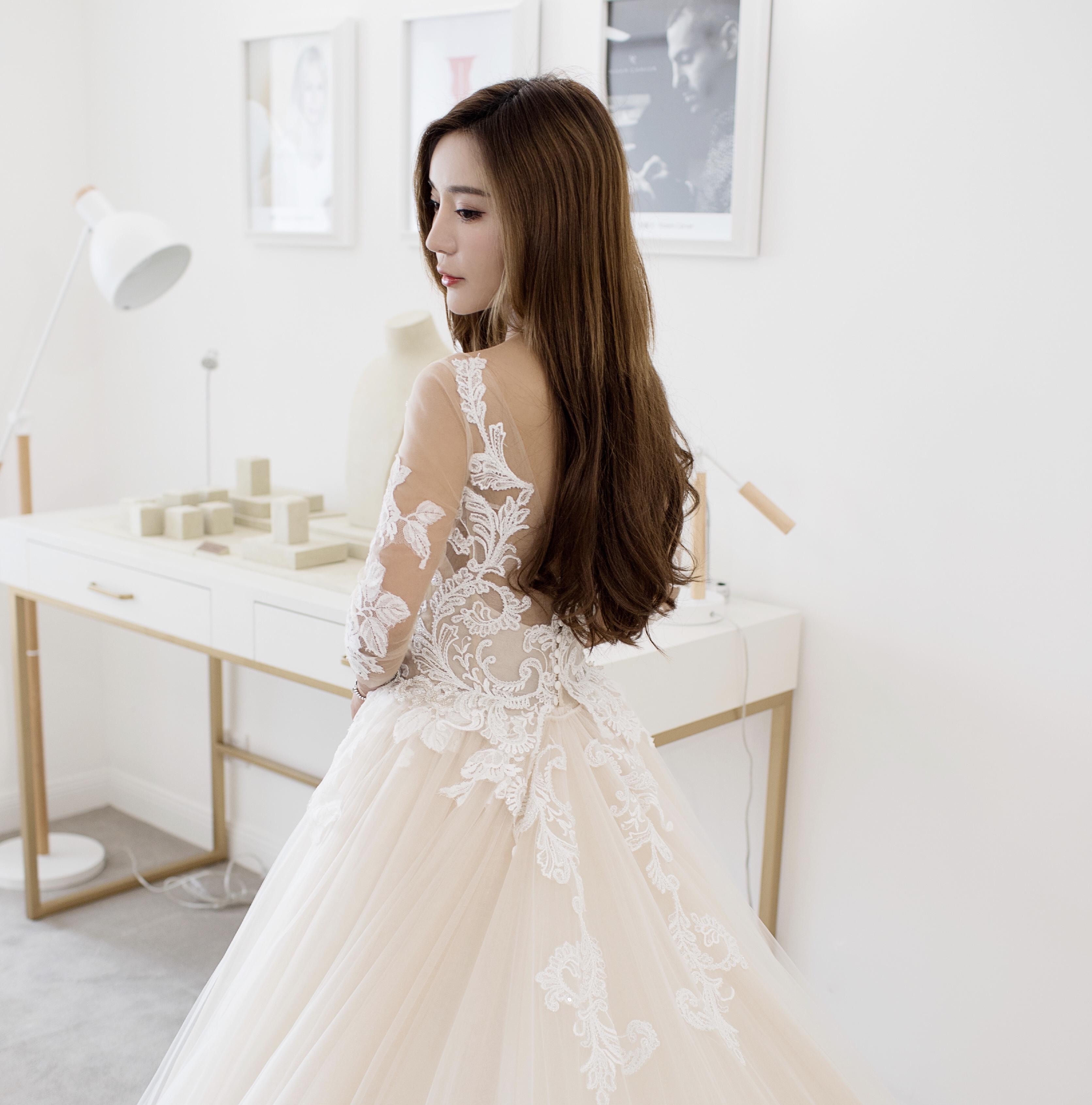 【限时特惠】超值婚纱套餐＋跟妆优选跟妆套系