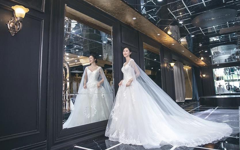 渝美人-2018高级定制款婚纱-手工制作婚纱