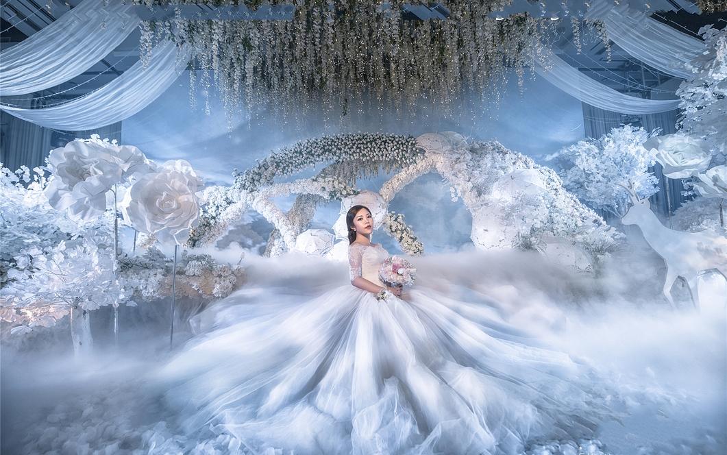 《爱暖暖婚礼》唯美梦幻主题婚礼