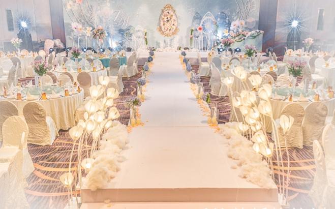 金色礼堂 别致的室内婚礼 【丘比特婚礼策划】