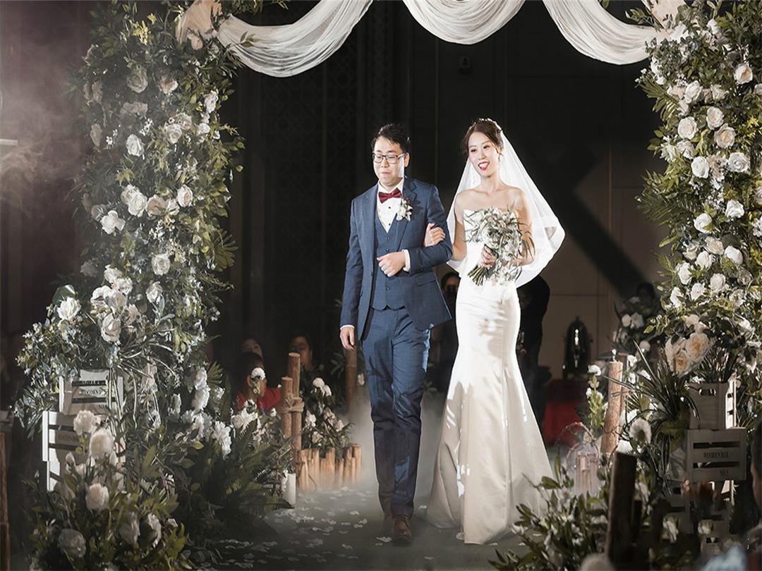 简单爱 — 壹朵思享婚礼定制