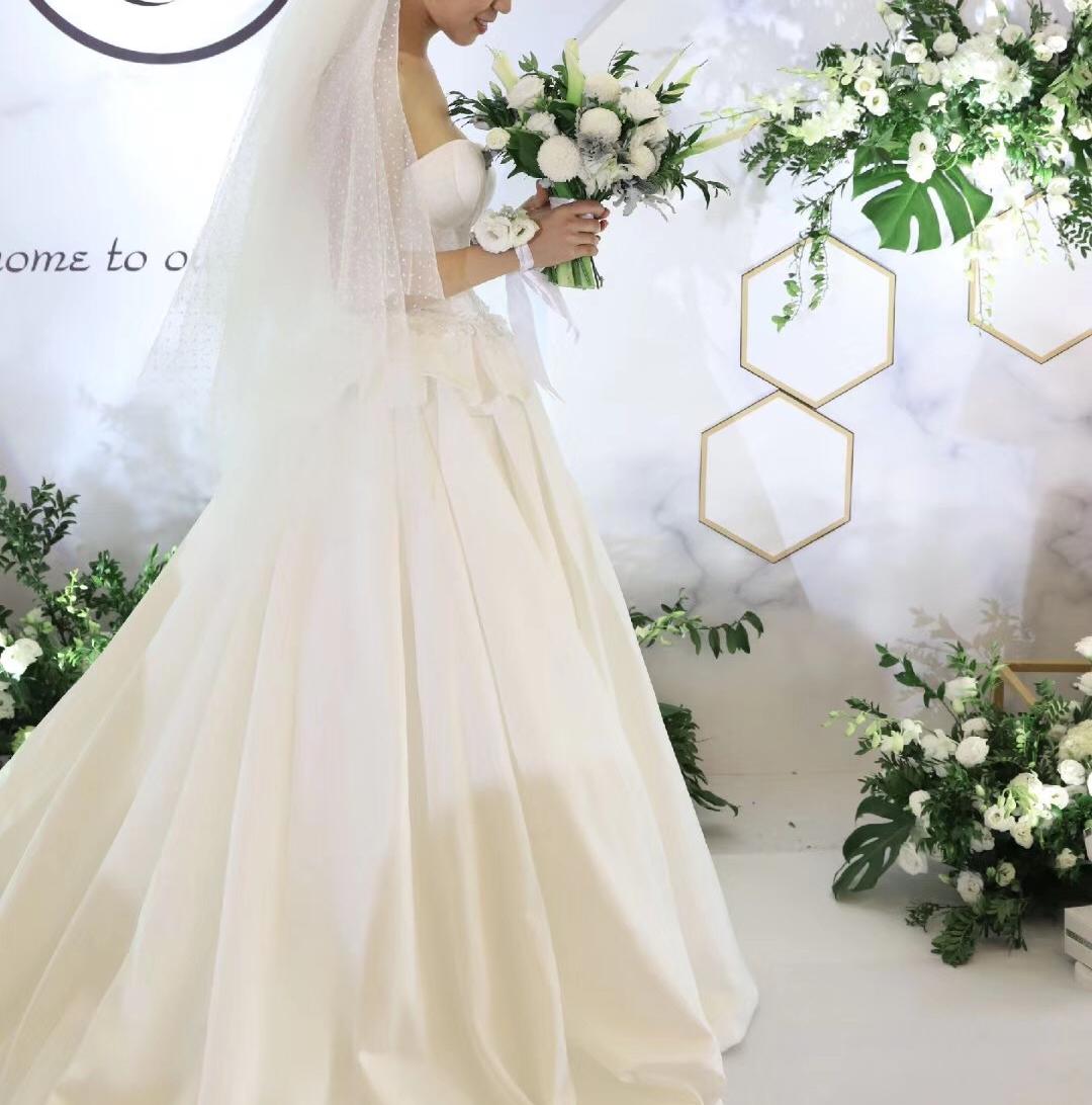 【超值】经典标配婚纱礼服三件套