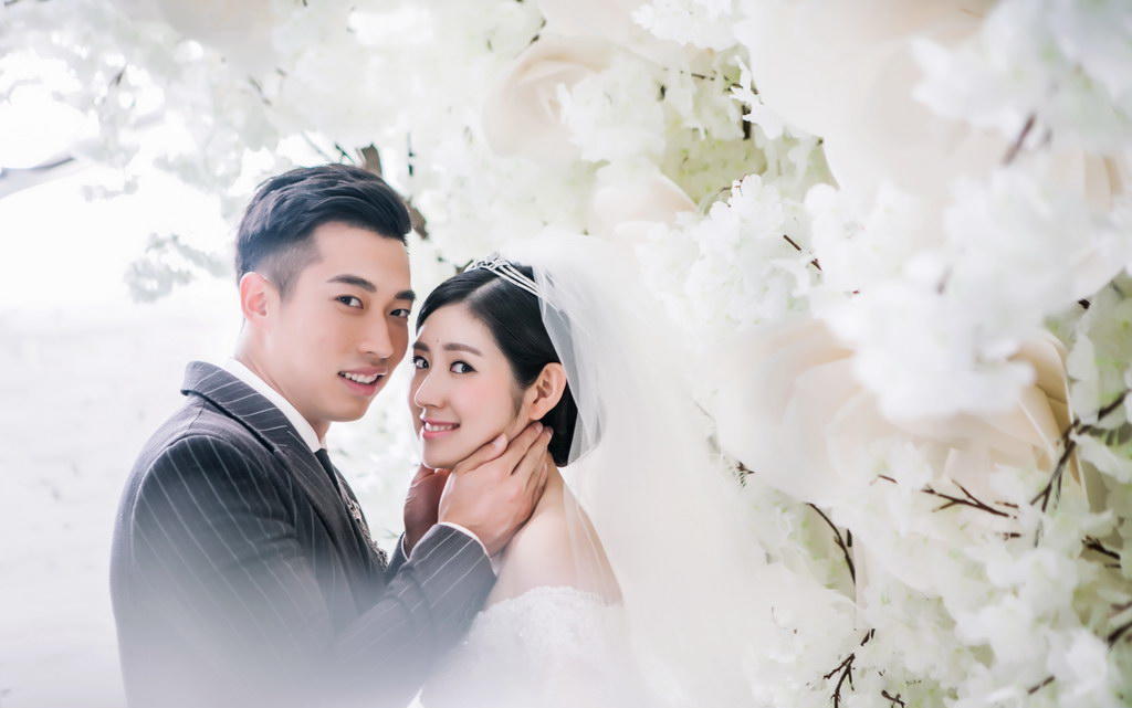 結(jié)婚季送鮮花造型+石家莊+青島包干價(jià)