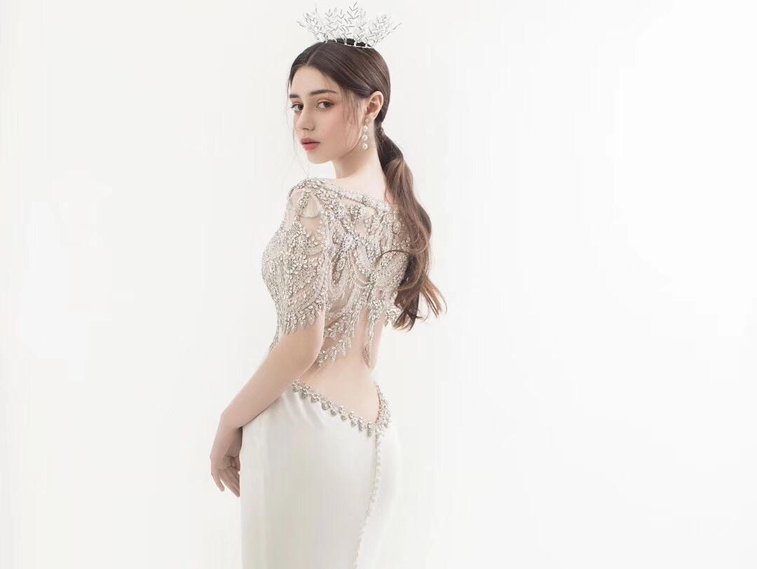 资深档全程跟妆+3个造型自然唯美 送妈妈妆