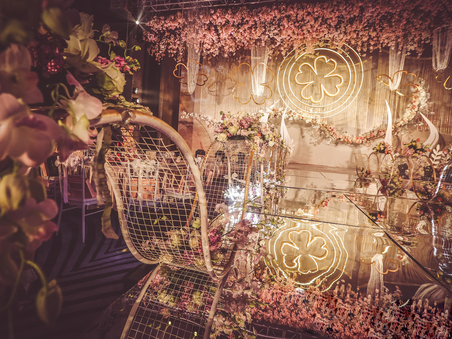 《三叶草》主题粉色婚礼套餐