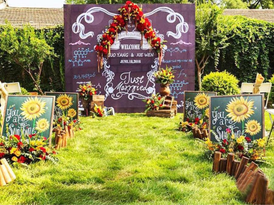 【八月婚礼定制】花草圆梦 草坪婚礼