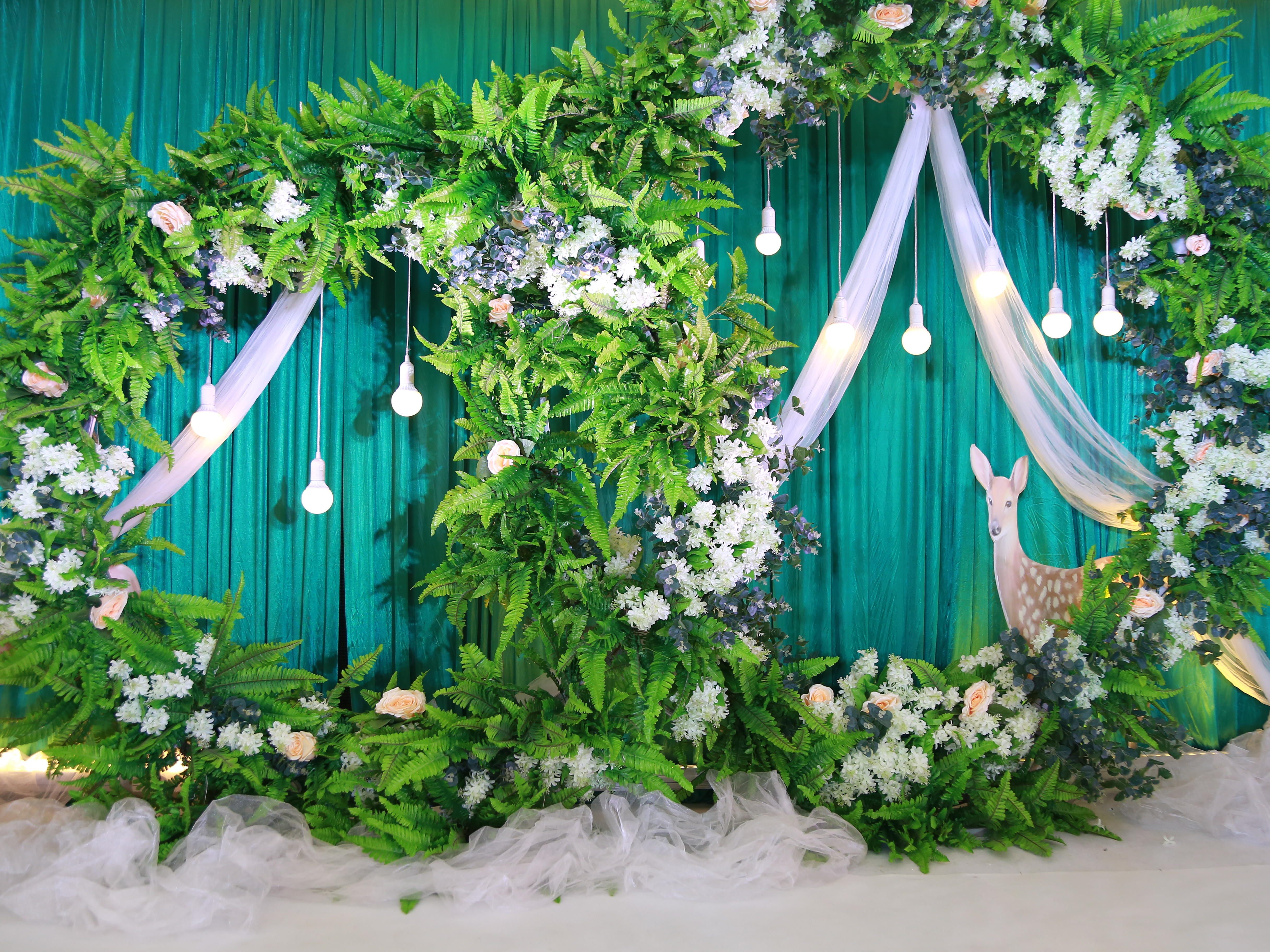 小预算 精致型婚礼+森系+服务团队