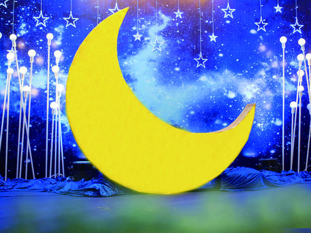 小预算蓝色星空婚礼 镜面地毯内涵婚礼