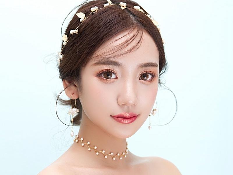 婚礼全天跟妆婚礼全天摄影婚礼