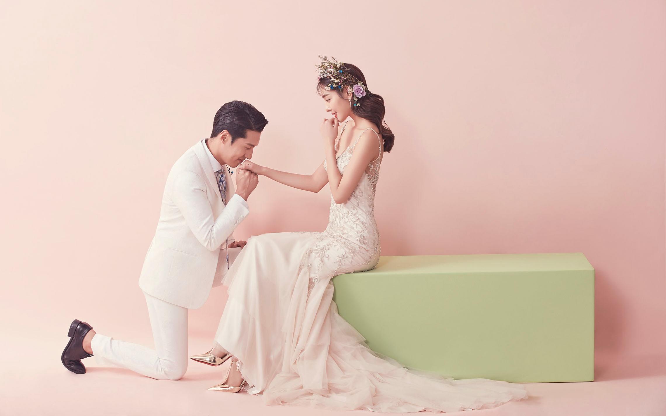 爆炸系特惠套系 總監(jiān)團(tuán)隊(duì)拍攝 小視頻送送