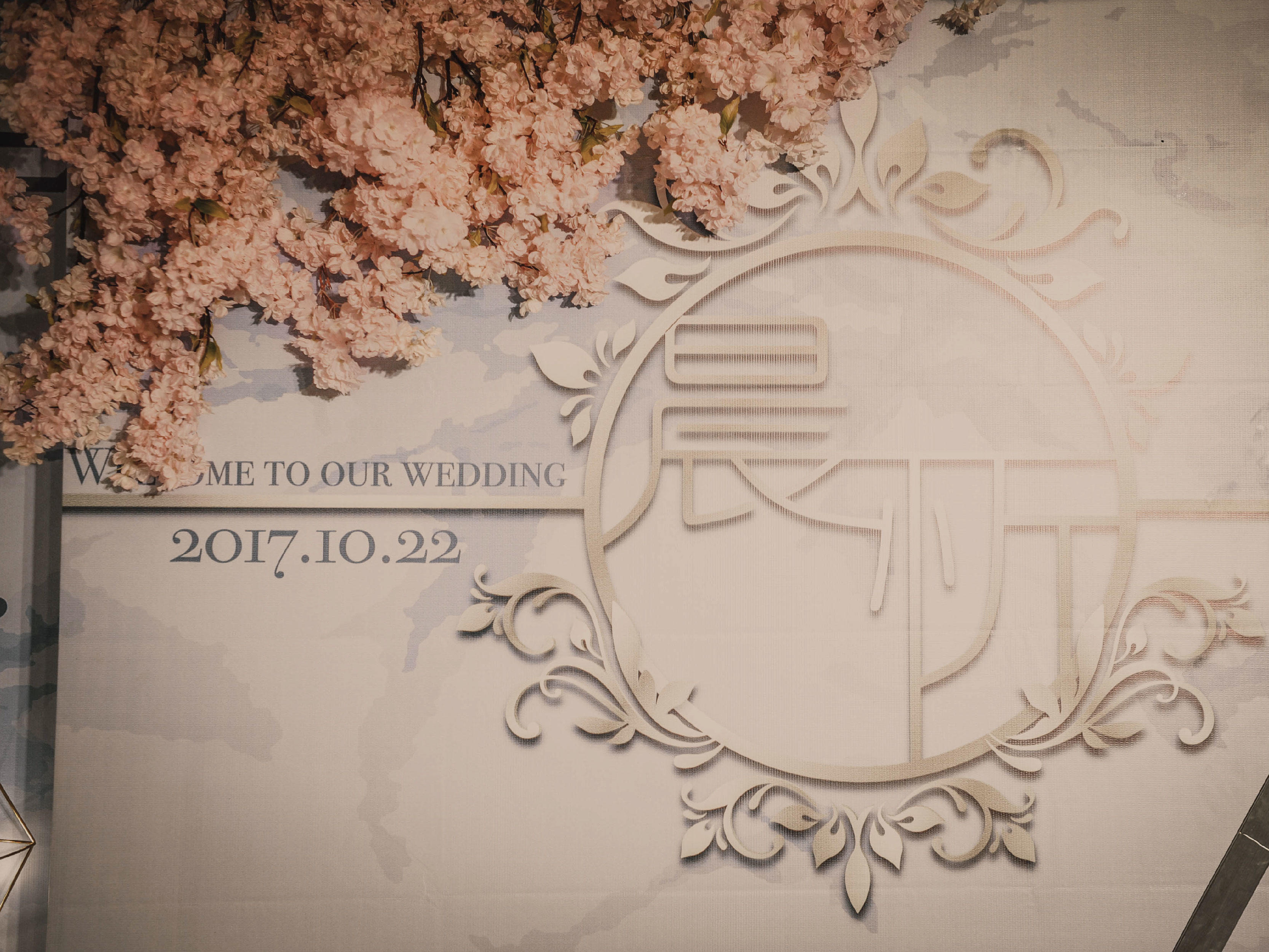 《高级灰》——别样的极简风婚礼