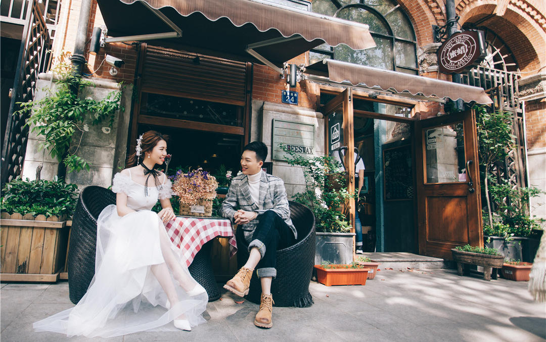 【爆款特惠】浪漫花嫁系列 +一对一多外景拍摄