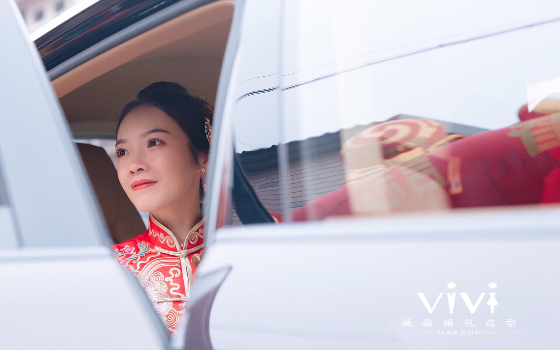 Vivi -- 致清晰雅致的你