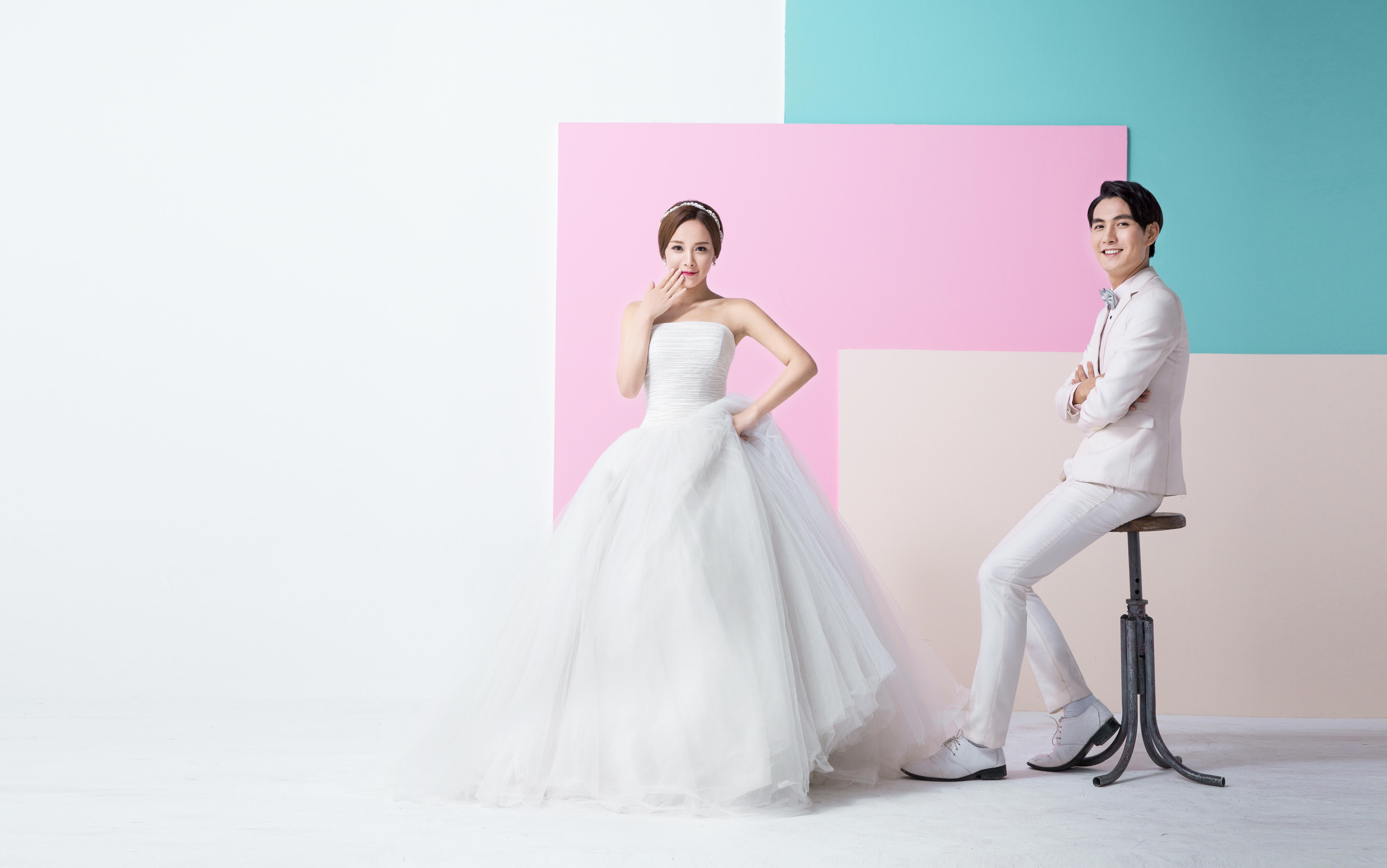 【相约婚博，轻旅潮拍】5服5造 底片全送