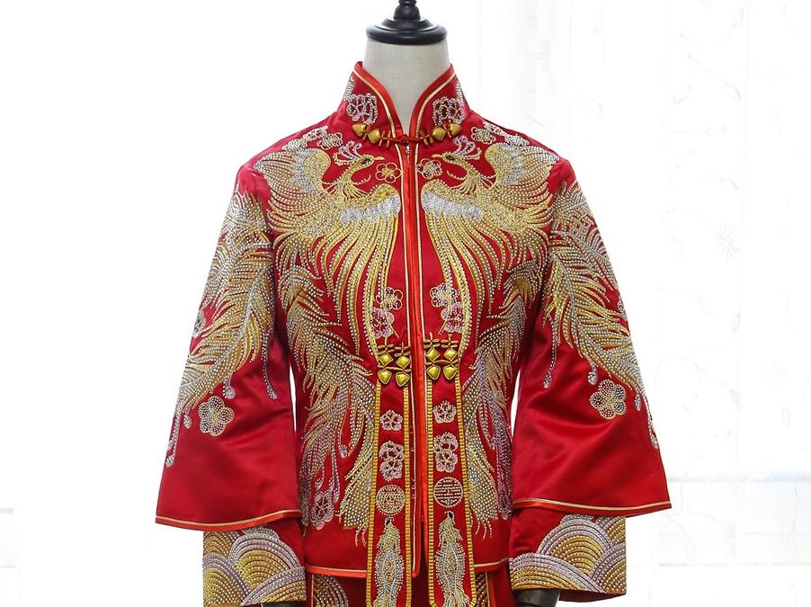 定制款手工龙凤褂+设计师款秀禾+男士中式礼服