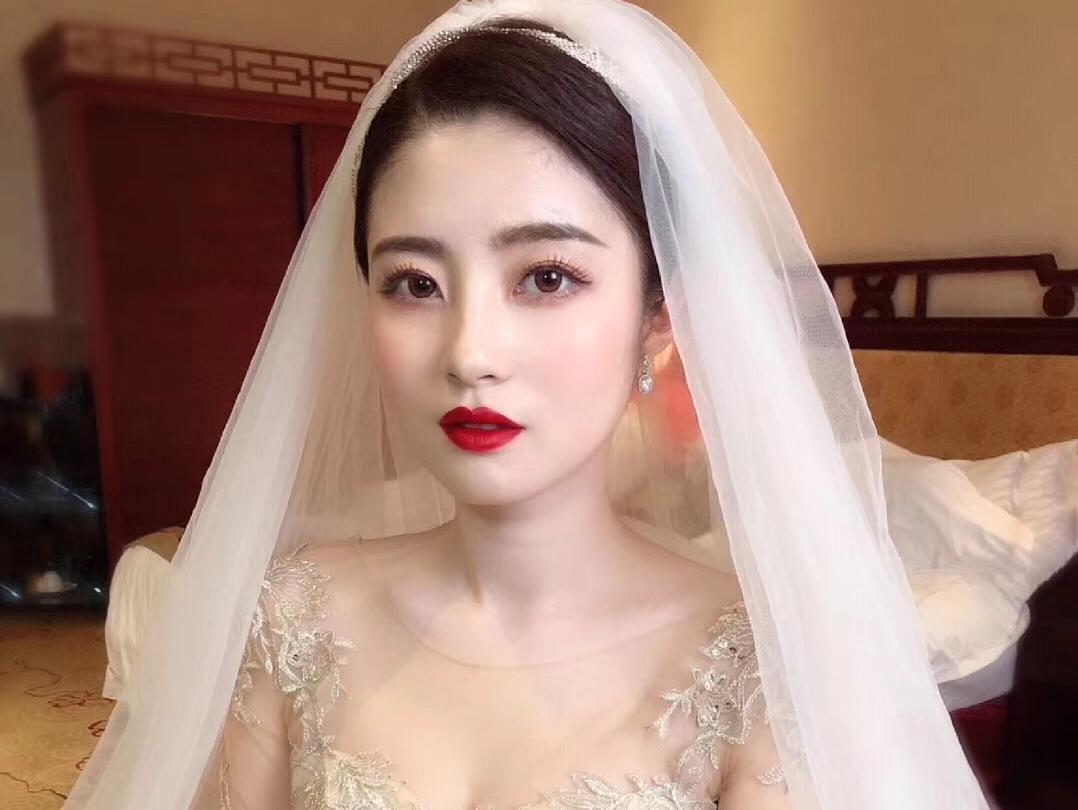 专家档新娘全程跟妆3妆3造，送妈妈妆1
