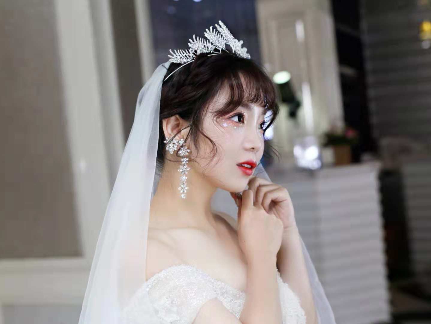 黄金档期【瑞恩总监老师档全天跟妆】+伴娘妆