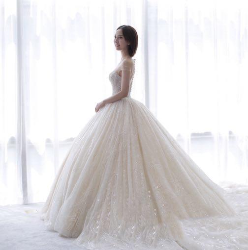 【超值系列】性感定制婚纱+秀禾