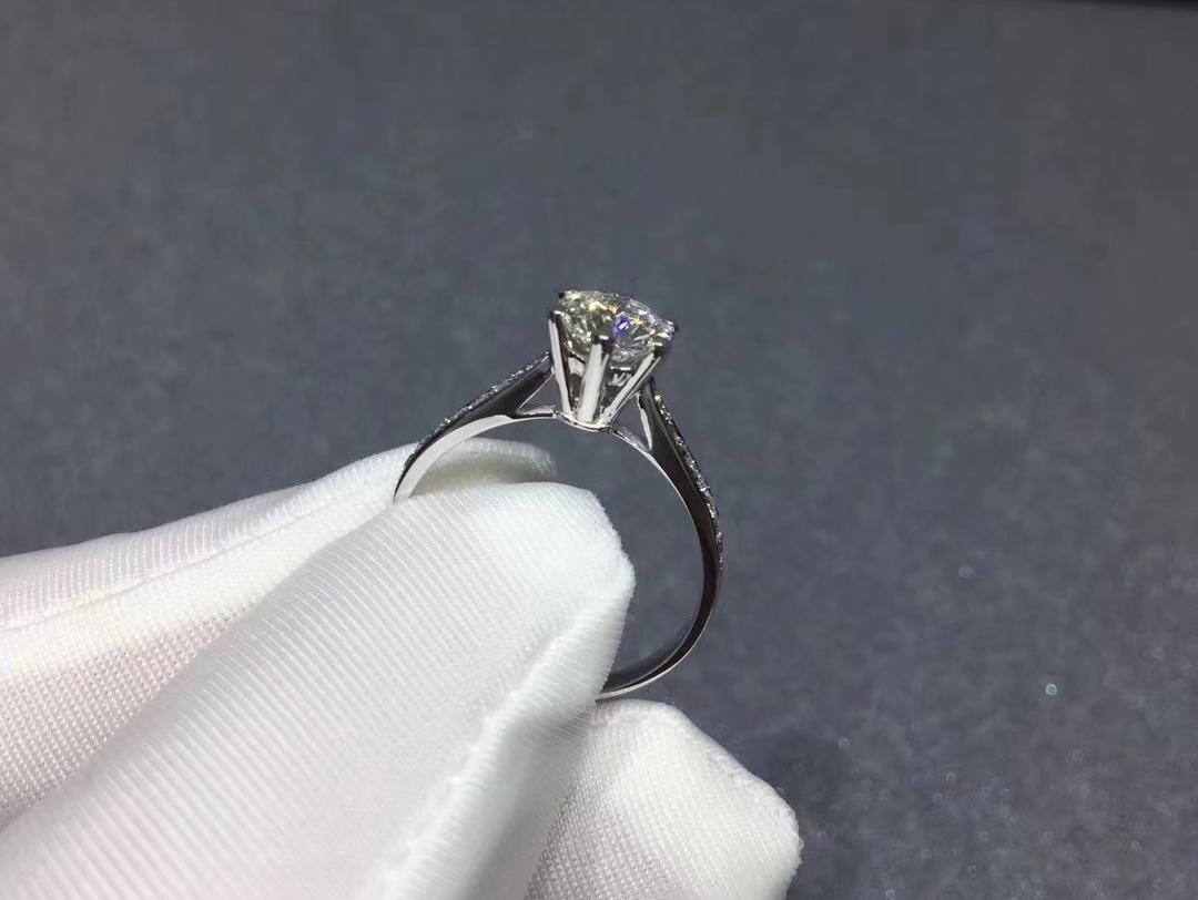 RICHO瑞臣珠宝钻戒定制专家婚庆大套装