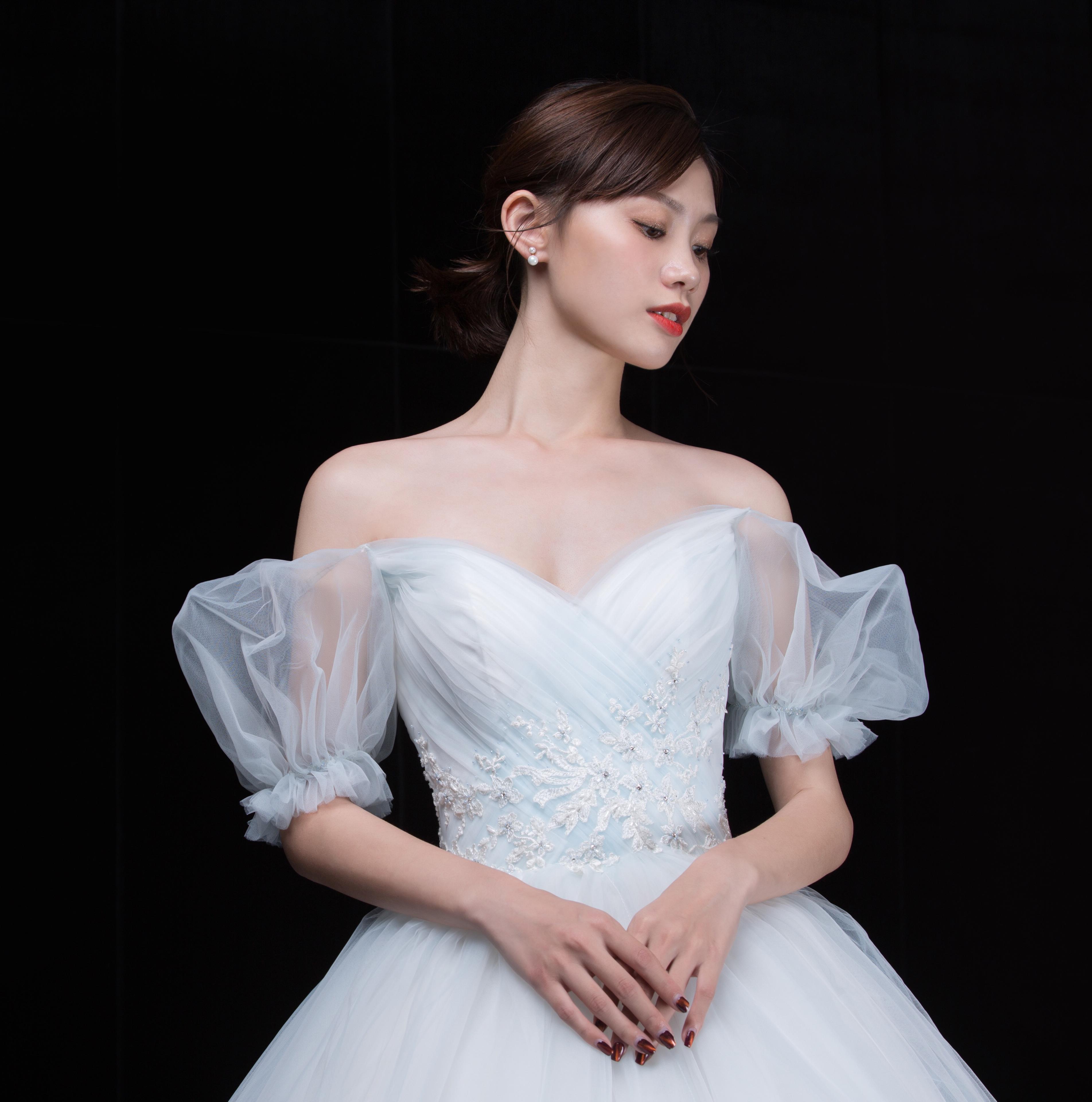 【超值精选】婚纱摄影礼服套餐