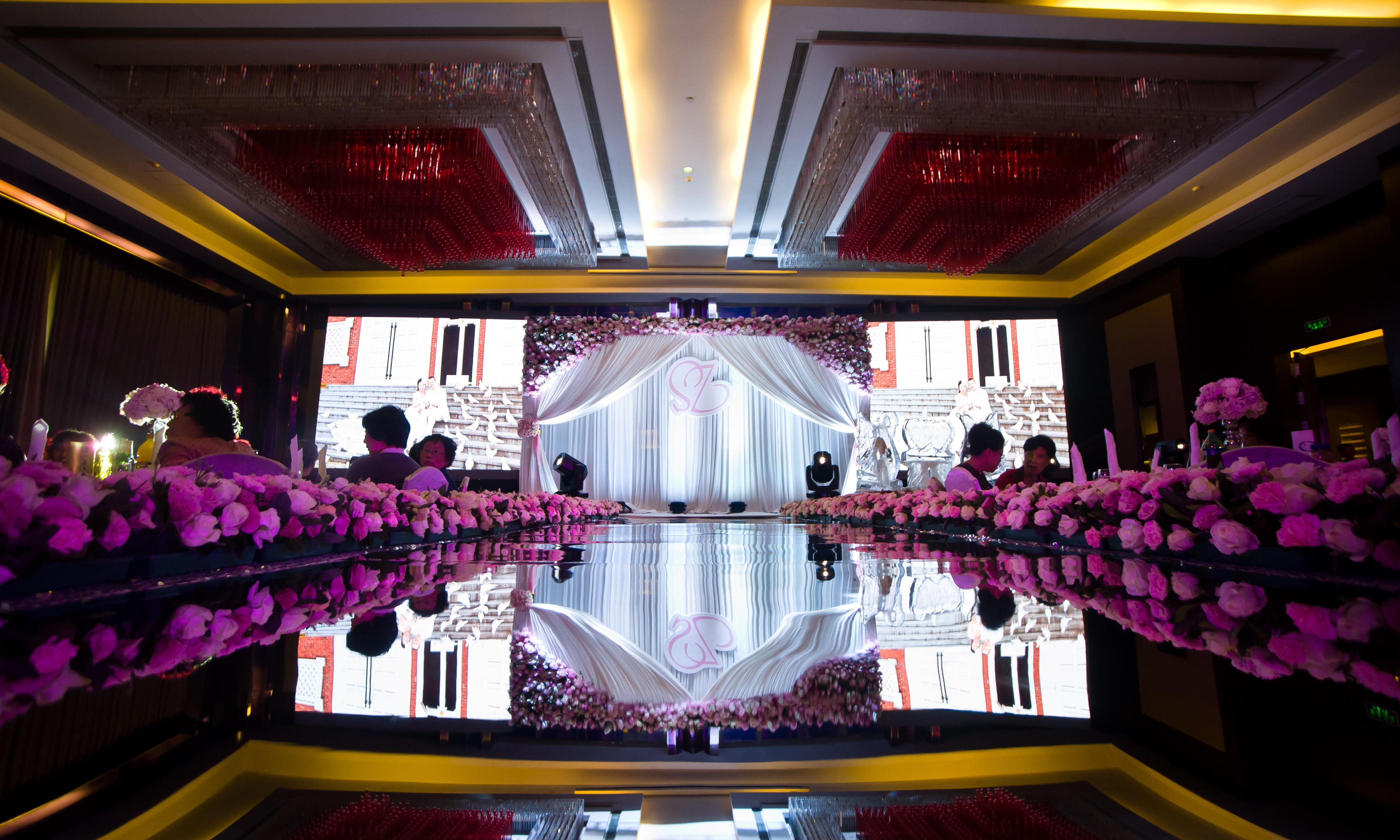 【巴洛克】凯宾斯基粉色浪漫