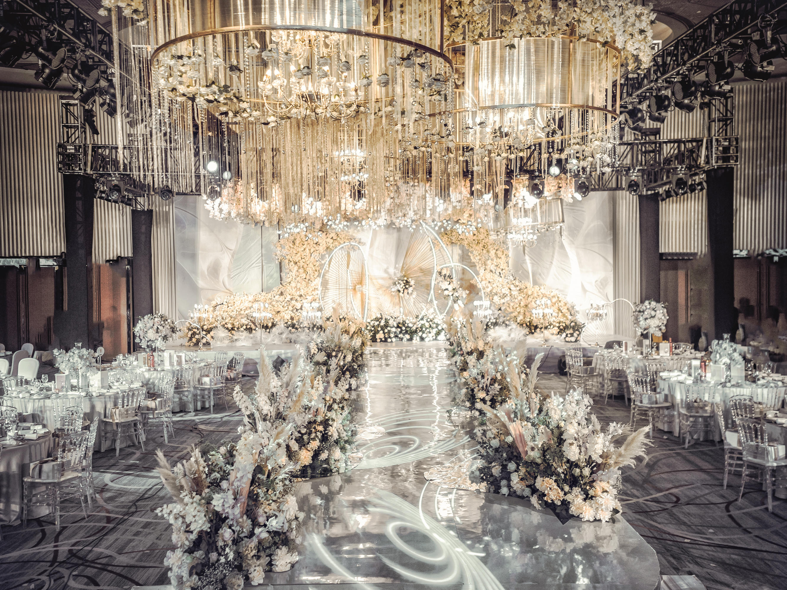 尹麦 | 【上海中心】雅格·慕白