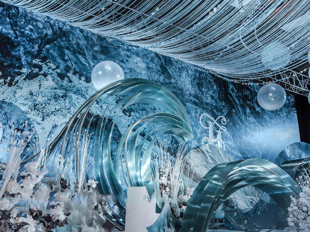 坚守定制的精致，努力让低价创造无价！《深海旅行》