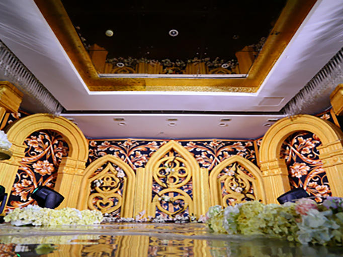 梦幻公主王子城堡婚礼--《世纪星辰》