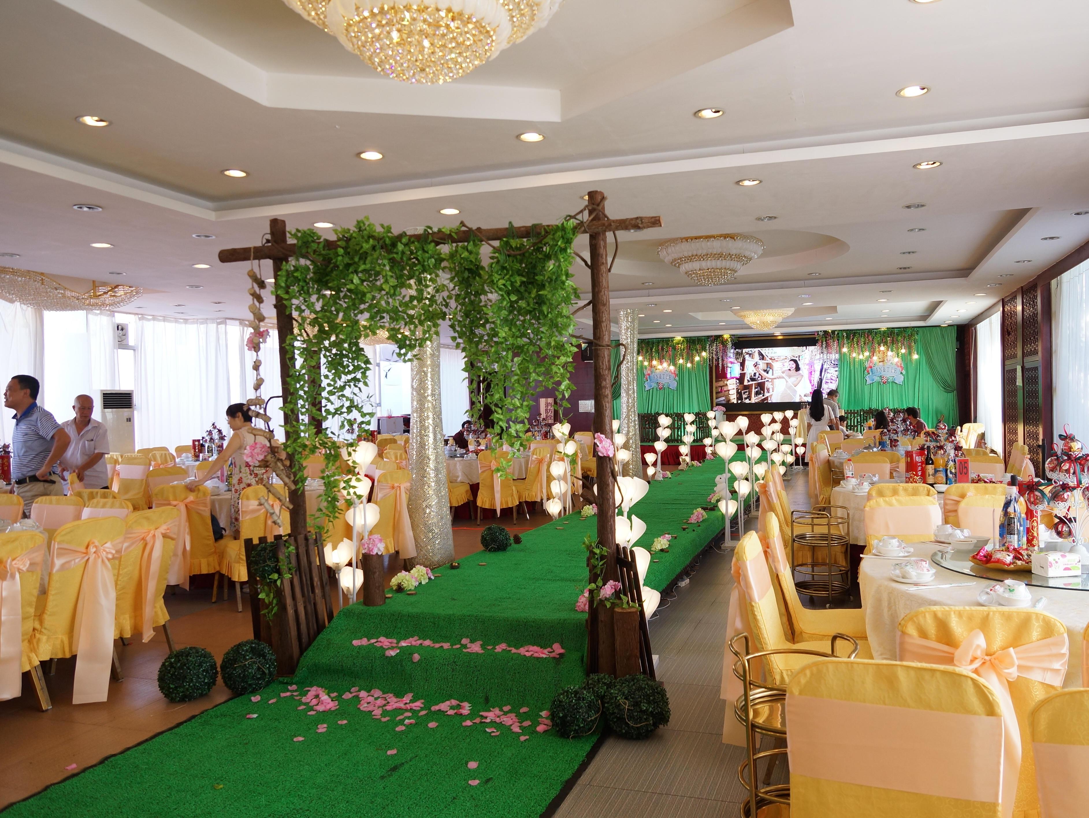 【麦瑞蜜婚礼工作室】森林小清新套系婚礼策划布置