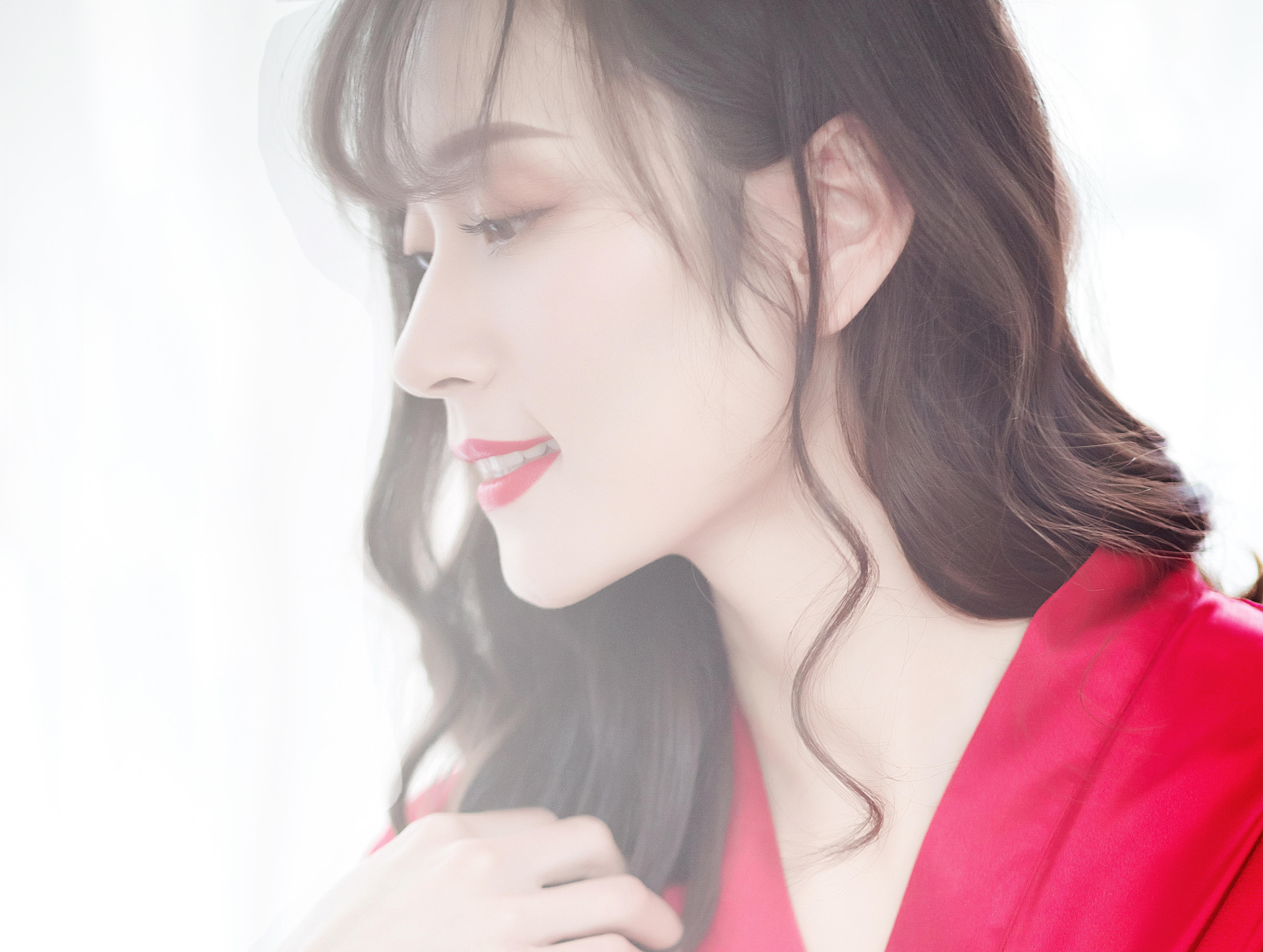 茉莉造型婚礼当天全程跟妆跟拍