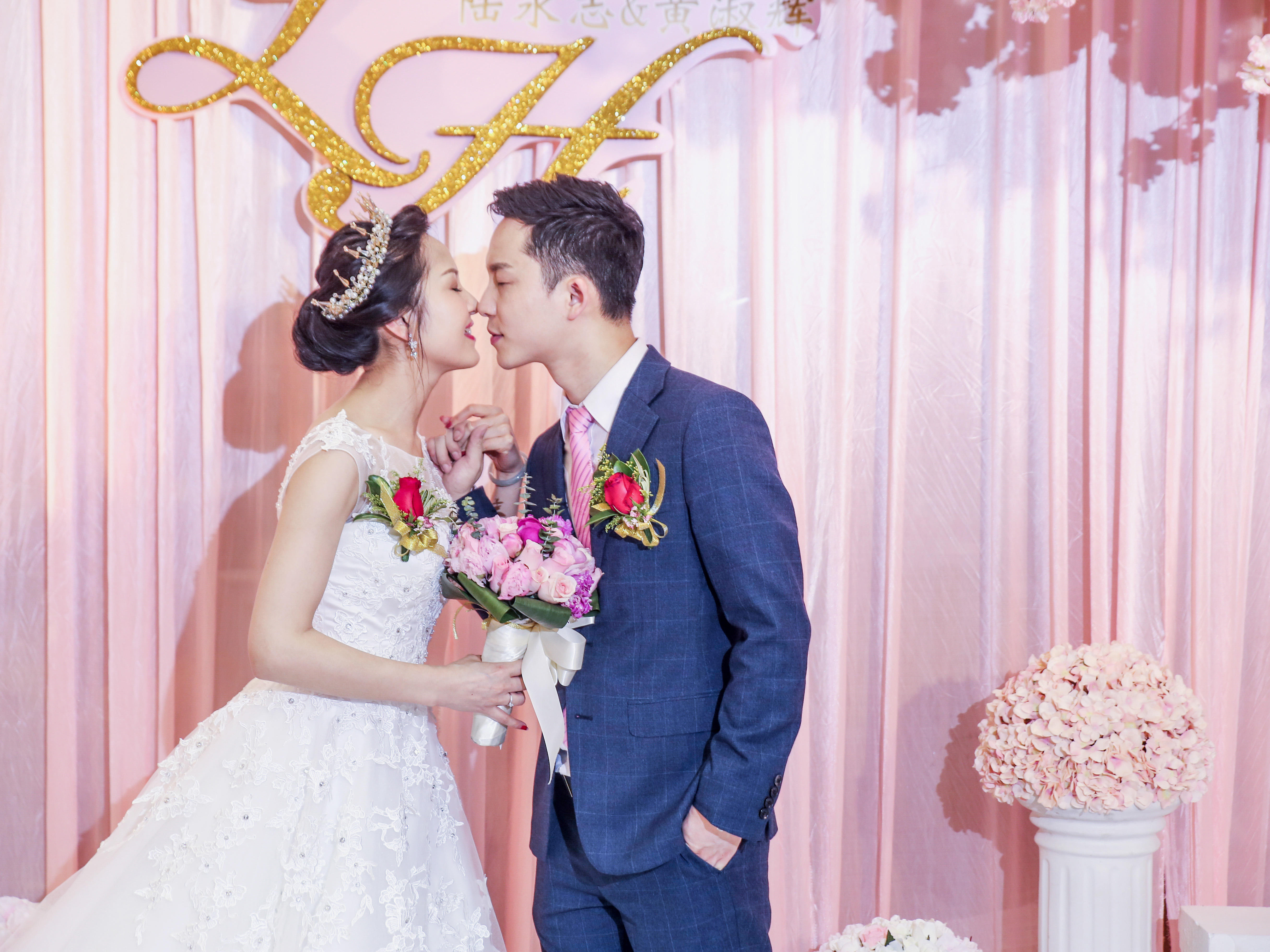 赫拉婚礼 |  粉枚世界